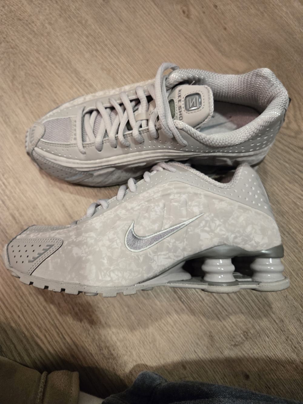 Nike Women’s Shox Running Shoes — Light Silver/Gray